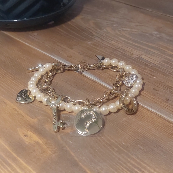 Guess double band charm bracelet - Picture 2 of 4